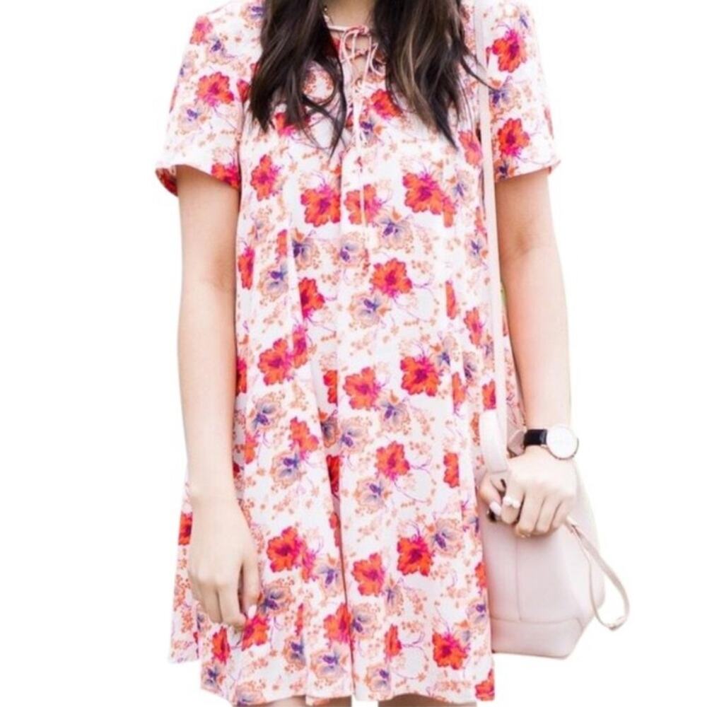 ASTR Hibiscus Floral Lace Up Dress